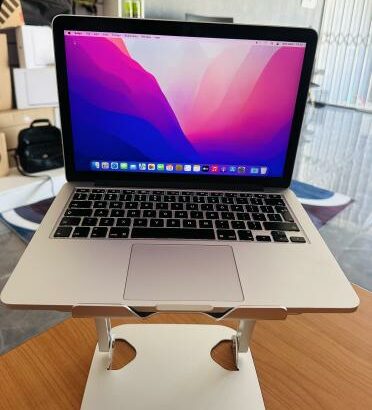 MacBook Pro 2015 Retina Display Intel Core I5 2.70 GHZ , 8 GB RAM 128 GB SSD , 14 polegadas Teclado Luminoso,Intel Íris Xe Graphics, Preço 27.500.00MT