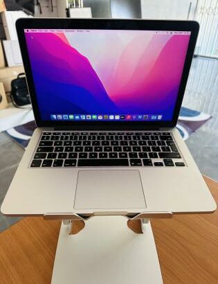 MacBook Pro 2015 Retina Display Intel Core I5 2.70 GHZ , 8 GB RAM 128 GB SSD , 14 polegadas Teclado Luminoso,Intel Íris Xe Graphics, Preço 27.500.00MT