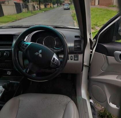 Promoção – Mitsubishi Pajero Sport DID 3.2 2011